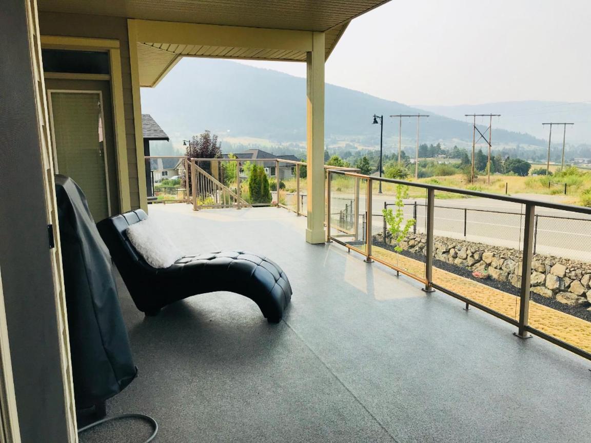 Vernon Home With True Okanagan Lifestyle מראה חיצוני תמונה